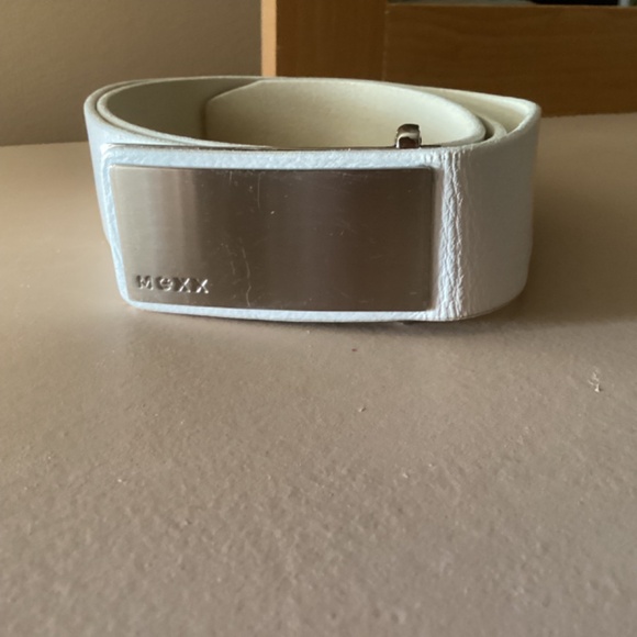 Men’s MEXX Belt Italian Leather 50 in Adjustable Vintage HARD TO FIND WHITE - Picture 2 of 6
